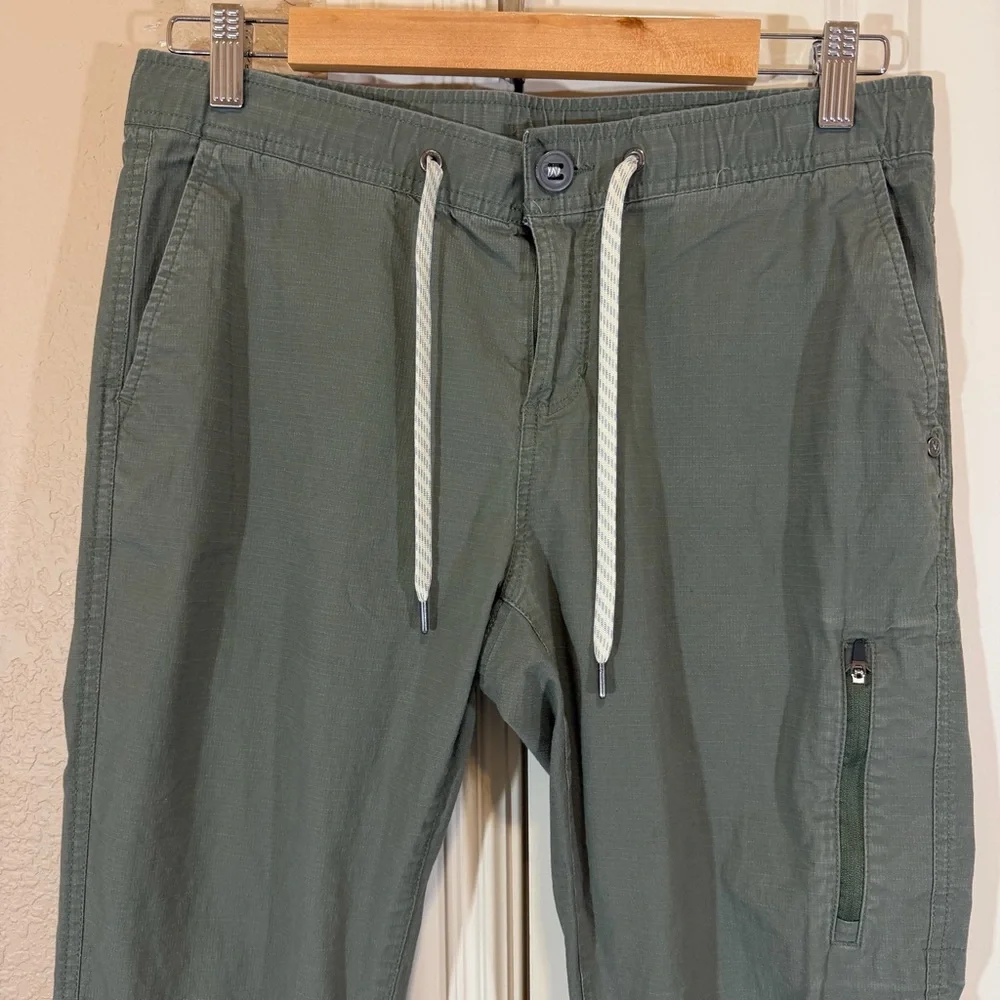 Vuori Women’s Ripstop Pants Organic Cotton - Picture 4 of 14